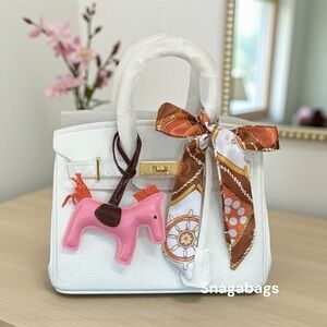 New White Pebbled Leather Satchel Crossbody Handbag Scarf/Pony 25CM